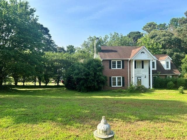 3 bedroom, 3 bathroom, 1,962 sq ft single family residence under contract at 11 Lakeview Lane, Stockbridge, GA 30281 — photo 3
