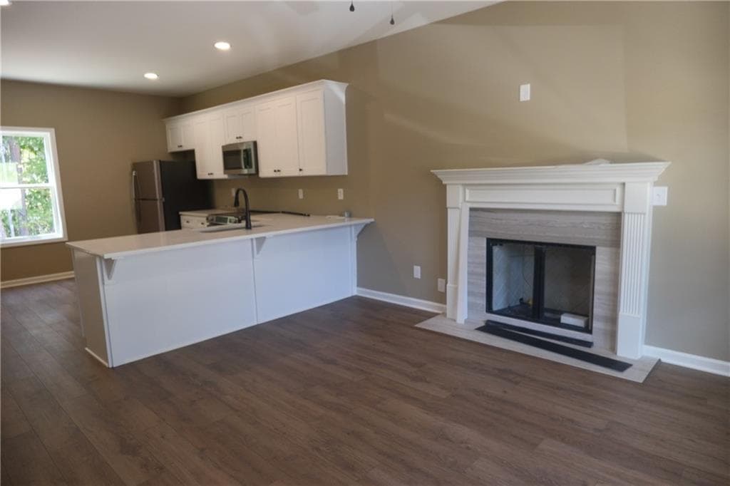 3 bedroom, 3 bathroom, 1,653 sq ft single family residence for rent at 6195 Sammy Drive, Gainesville, GA 30506 for $2,300 a month — photo 4