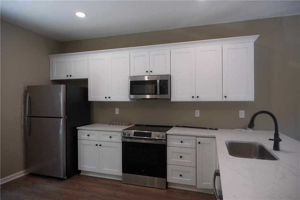 3 bedroom, 3 bathroom, 1,653 sq ft single family residence for rent at 6195 Sammy Drive, Gainesville, GA 30506 for $2,300 a month — photo 7