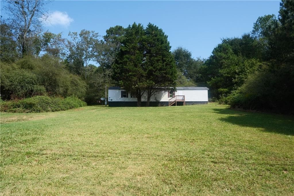 2 bedroom, 2 bathroom, 980 sq ft single family residence for rent at 6175 leigh Lane, Gainesville, GA 30506 for $1,500 a month