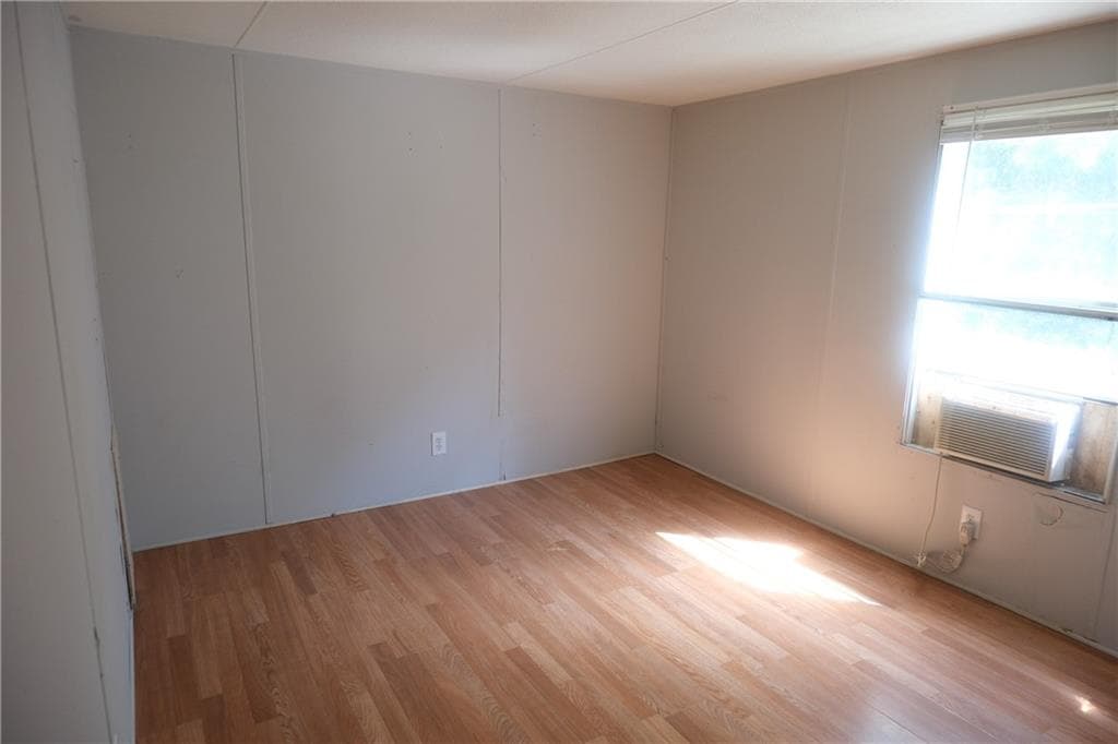 2 bedroom, 2 bathroom, 980 sq ft single family residence for rent at 6175 leigh Lane, Gainesville, GA 30506 for $1,500 a month — photo 5