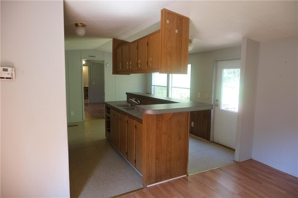 2 bedroom, 2 bathroom, 980 sq ft single family residence for rent at 6175 leigh Lane, Gainesville, GA 30506 for $1,500 a month — photo 9