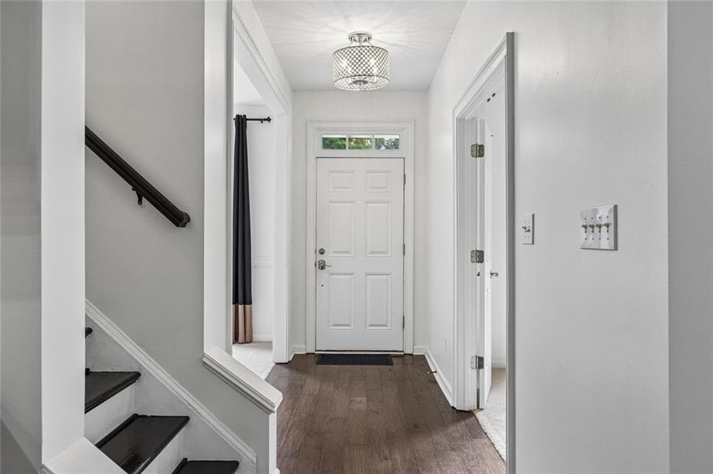 4 bedroom, 3 bathroom, 2,789 sq ft single family residence for sale at 225 W Brookhollow Court, Alpharetta, GA 30022 — photo 7