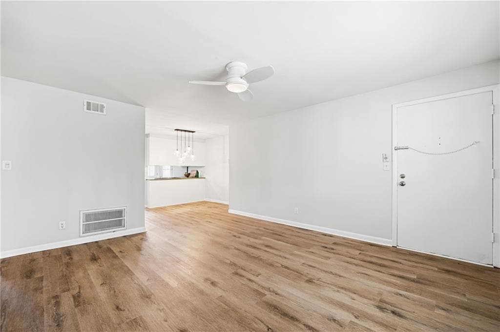 2 bedroom, 2 bathroom, 1,014 sq ft condominium for sale at 1010 Scott Boulevard A2, Decatur, GA 30030 — photo 10