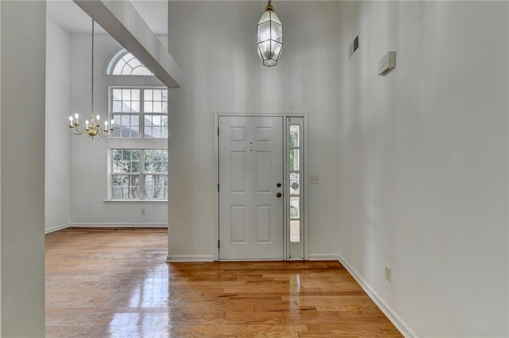 3 bedroom, 2 bathroom, 1,546 sq ft single family residence for sale at 2803 Wellsly Court, Kennesaw, GA 30144 — photo 5
