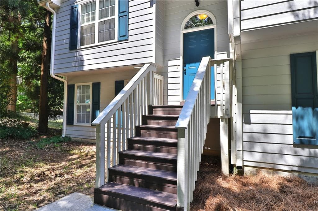 4 bedroom, 3 bathroom, 1,823 sq ft single family residence for sale at 353 Fall View Court, Winder, GA 30680 — photo 7