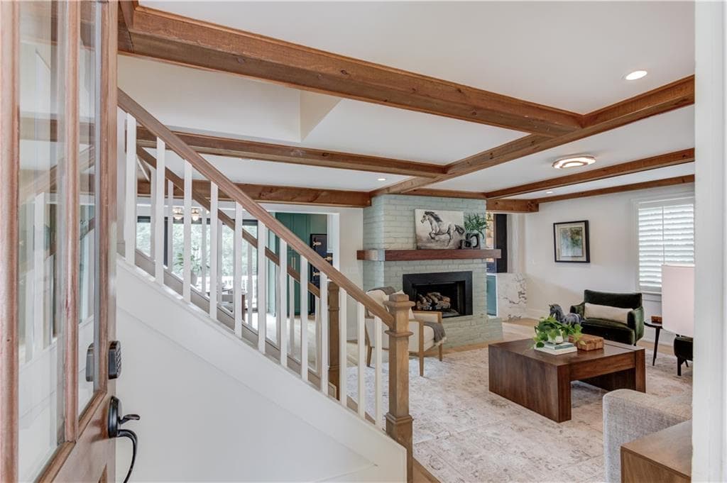 4 bedroom, 4 bathroom, 3,300 sq ft single family residence for sale at 153 Sloan Street, Roswell, GA 30075 — photo 6
