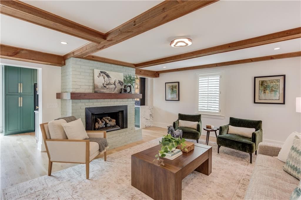 4 bedroom, 4 bathroom, 3,300 sq ft single family residence for sale at 153 Sloan Street, Roswell, GA 30075 — photo 7