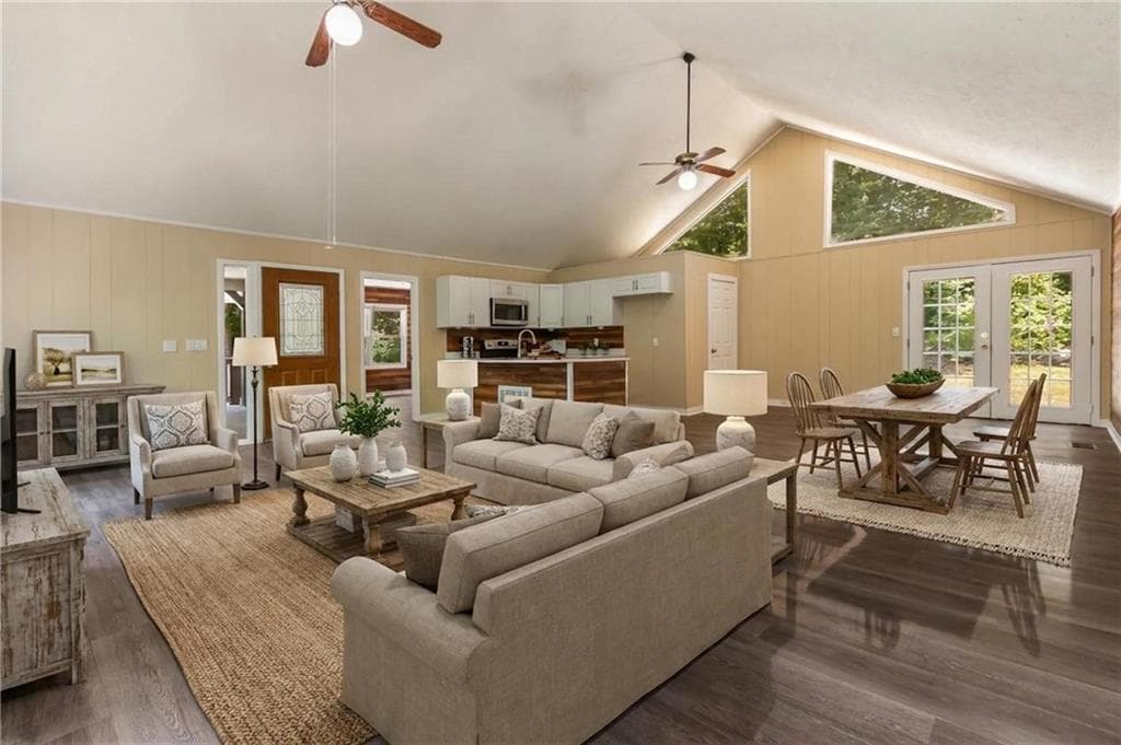 3 bedroom, 2 bathroom, 1,290 sq ft single family residence for sale at 1194 Booger Hollow Road, Lindale, GA 30147 — photo 3