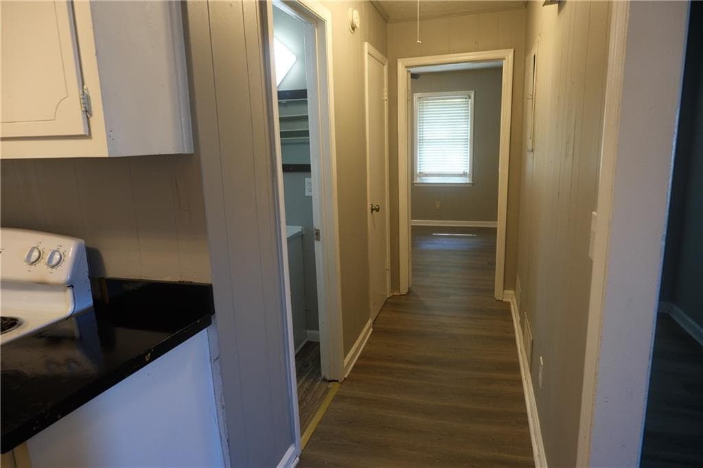 2 bedroom, 1 bathroom, 880 sq ft duplex for rent at 263 New Street apt B, Buford, GA 30518 for $1,550 a month — photo 6