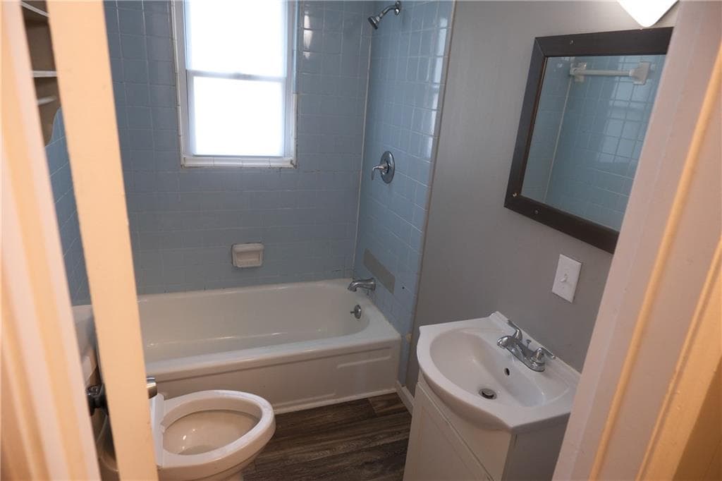 2 bedroom, 1 bathroom, 880 sq ft duplex for rent at 263 New Street apt B, Buford, GA 30518 for $1,550 a month — photo 7