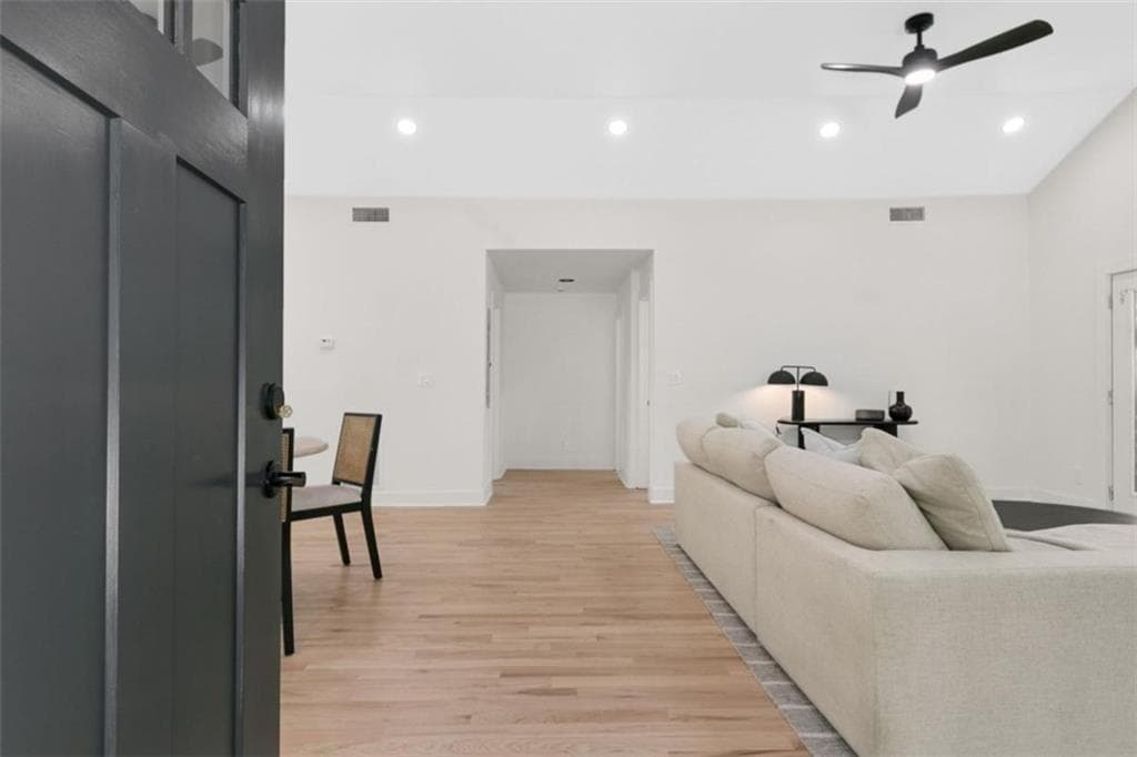 5 bedroom, 3 bathroom, 2,879 sq ft single family residence for sale at 3154 Briarcliff Way, Atlanta, GA 30345 — photo 5