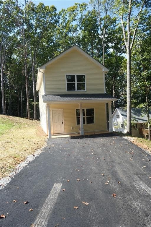 2 bedroom, 3 bathroom, 1,200 sq ft single family residence for sale at 6875 lake view Point, Gainesville, GA 30506 — photo 2
