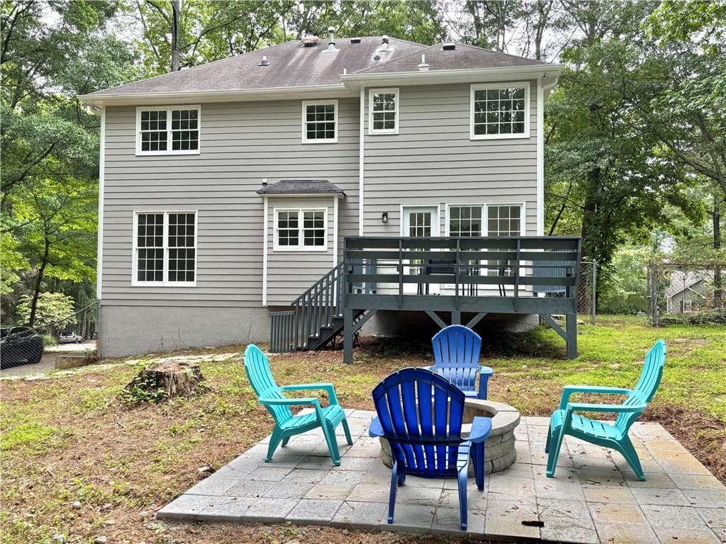 3 bedroom, 3 bathroom, 2,320 sq ft single family residence for sale at 5040 Doubletree Drive, Cumming, GA 30040 — photo 2
