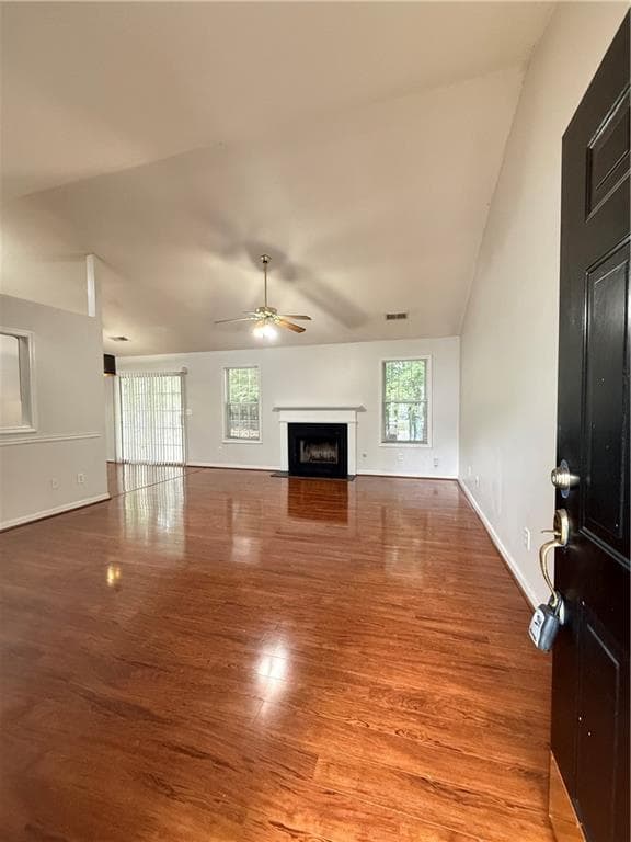 3 bedroom, 2 bathroom, 1,272 sq ft single family residence for rent at 5873 Riverside Walk Drive, Sugar Hill, GA 30518 for $1,850 a month — photo 2