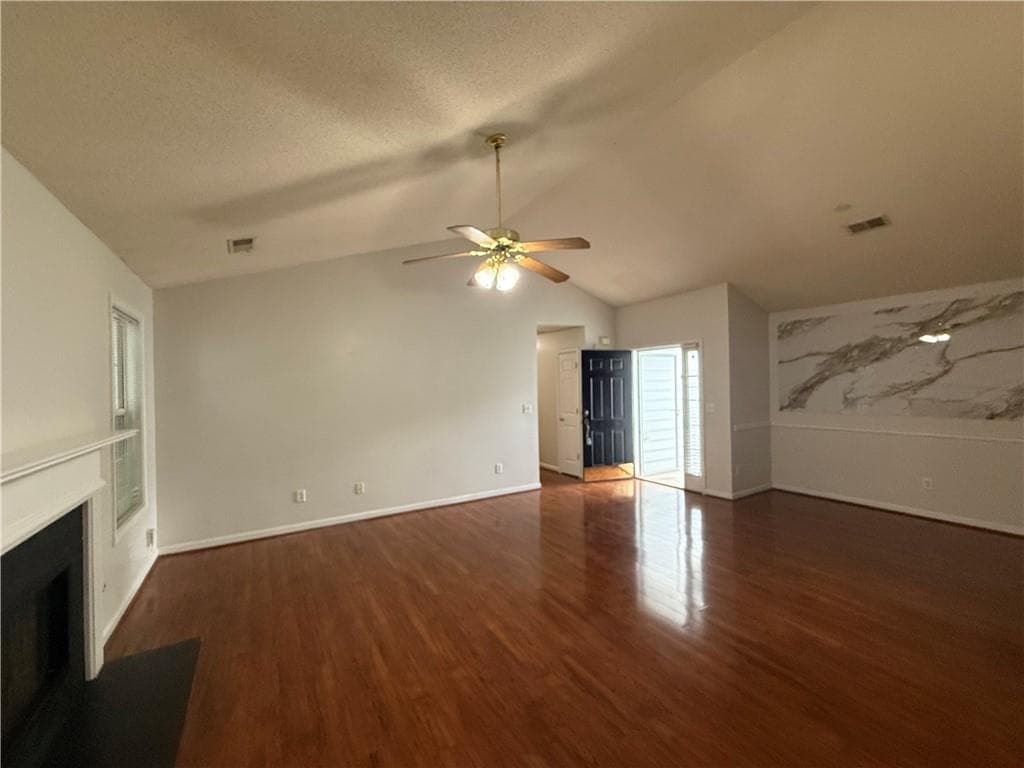 3 bedroom, 2 bathroom, 1,272 sq ft single family residence for rent at 5873 Riverside Walk Drive, Sugar Hill, GA 30518 for $1,850 a month — photo 5