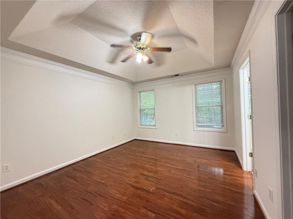 3 bedroom, 2 bathroom, 1,272 sq ft single family residence for rent at 5873 Riverside Walk Drive, Sugar Hill, GA 30518 for $1,850 a month — photo 8