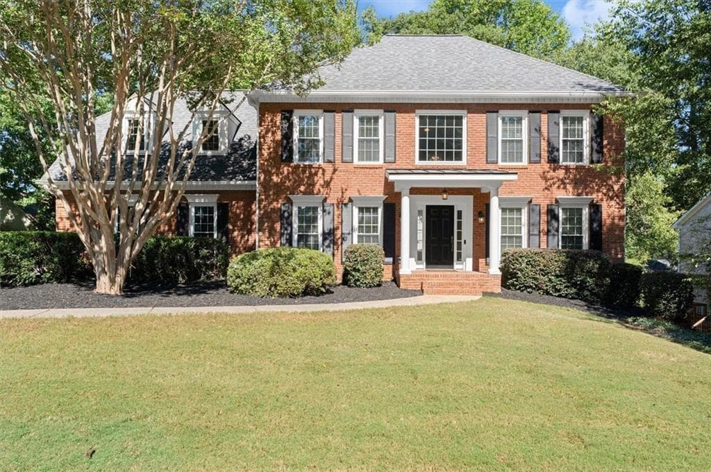 5 bedroom, 4 bathroom, 4,215 sq ft home for sale at 907 Forest Pond Drive, Marietta, GA