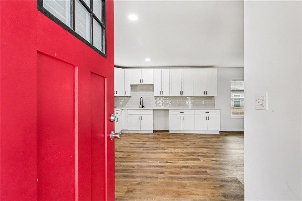 3 bedroom, 2 bathroom, 1,334 sq ft single family residence for sale at 951 Reed Avenue, East Point, GA 30344 — photo 4