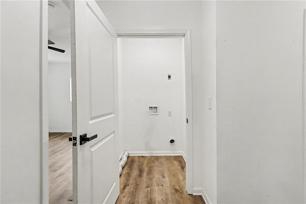 3 bedroom, 2 bathroom, 1,334 sq ft single family residence for sale at 951 Reed Avenue, East Point, GA 30344 — photo 5