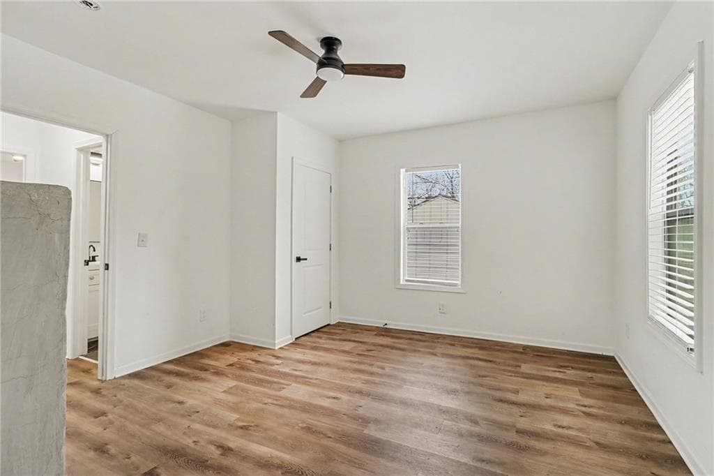 3 bedroom, 2 bathroom, 1,334 sq ft single family residence for sale at 951 Reed Avenue, East Point, GA 30344 — photo 6