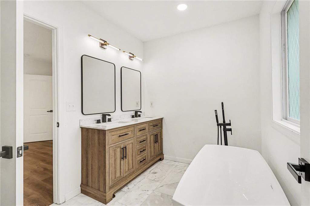 3 bedroom, 2 bathroom, 1,334 sq ft single family residence for sale at 951 Reed Avenue, East Point, GA 30344 — photo 10