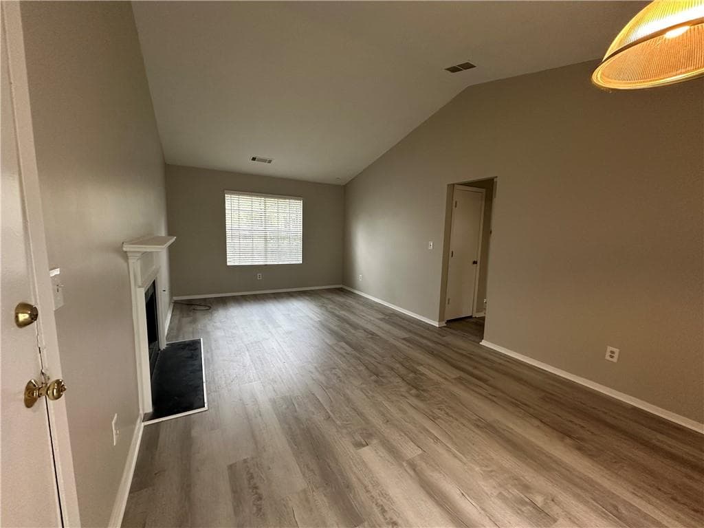 3 bedroom, 3 bathroom, 1,575 sq ft single family residence for rent at 115 Yatley Court, Alpharetta, GA 30022 for $2,095 a month — photo 6