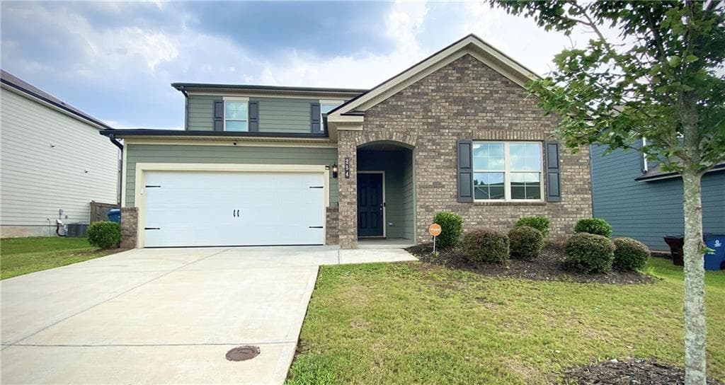 5 bedroom, 3 bathroom, 2,634 sq ft single family residence for sale at 254 Hamilton Pointe Drive, Mcdonough, GA 30253