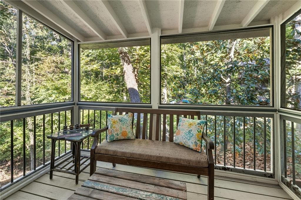 3 bedroom, 3 bathroom, 2,412 sq ft single family residence for sale at 9170 Lisa Circle, Gainesville, GA 30506 — photo 9