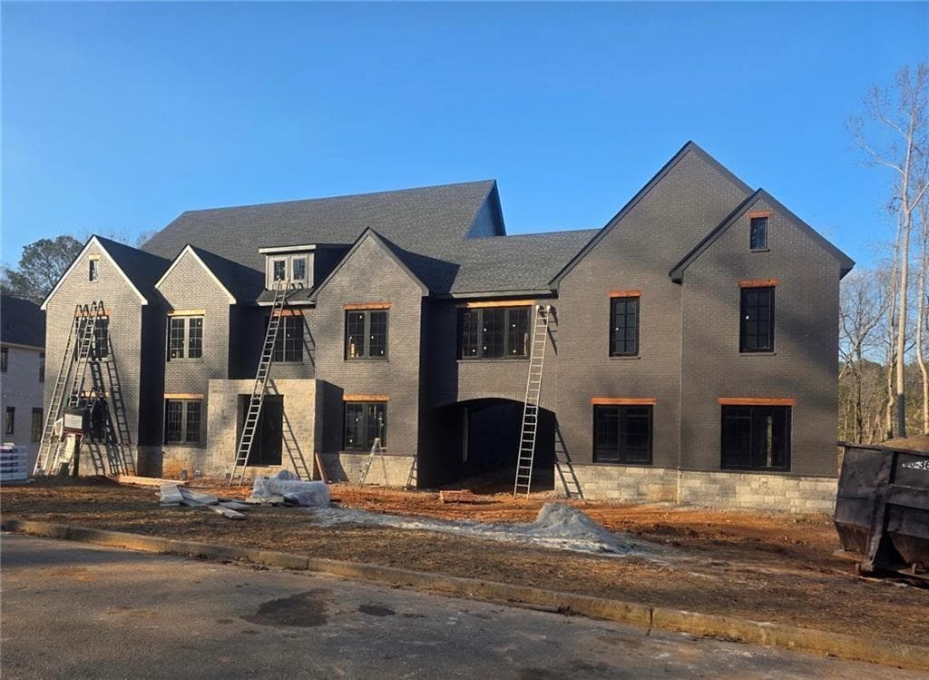7 bedroom, 10 bathroom, 10,544 sq ft single family residence under contract at 235 Traditions Drive, Alpharetta, GA 30004 — photo 2