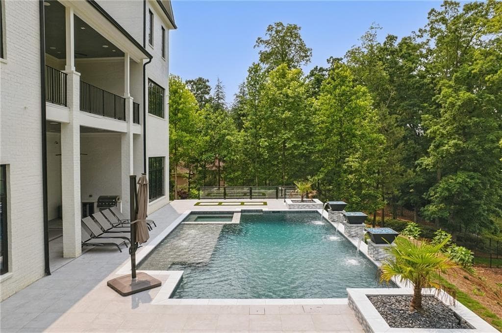 7 bedroom, 10 bathroom, 10,544 sq ft single family residence under contract at 235 Traditions Drive, Alpharetta, GA 30004 — photo 3