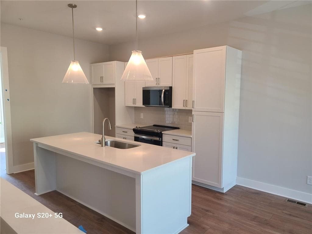 2 bedroom, 2 bathroom, 1,025 sq ft condominium for sale at 1281 Felix Court NW 9, Atlanta, GA 30318 — photo 4