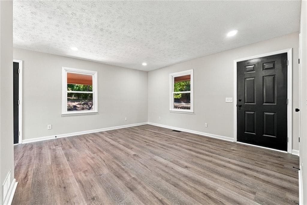 3 bedroom, 2 bathroom, 1,123 sq ft single family residence for sale at 1941 J T Elder Road, Watkinsville, GA 30677 — photo 4