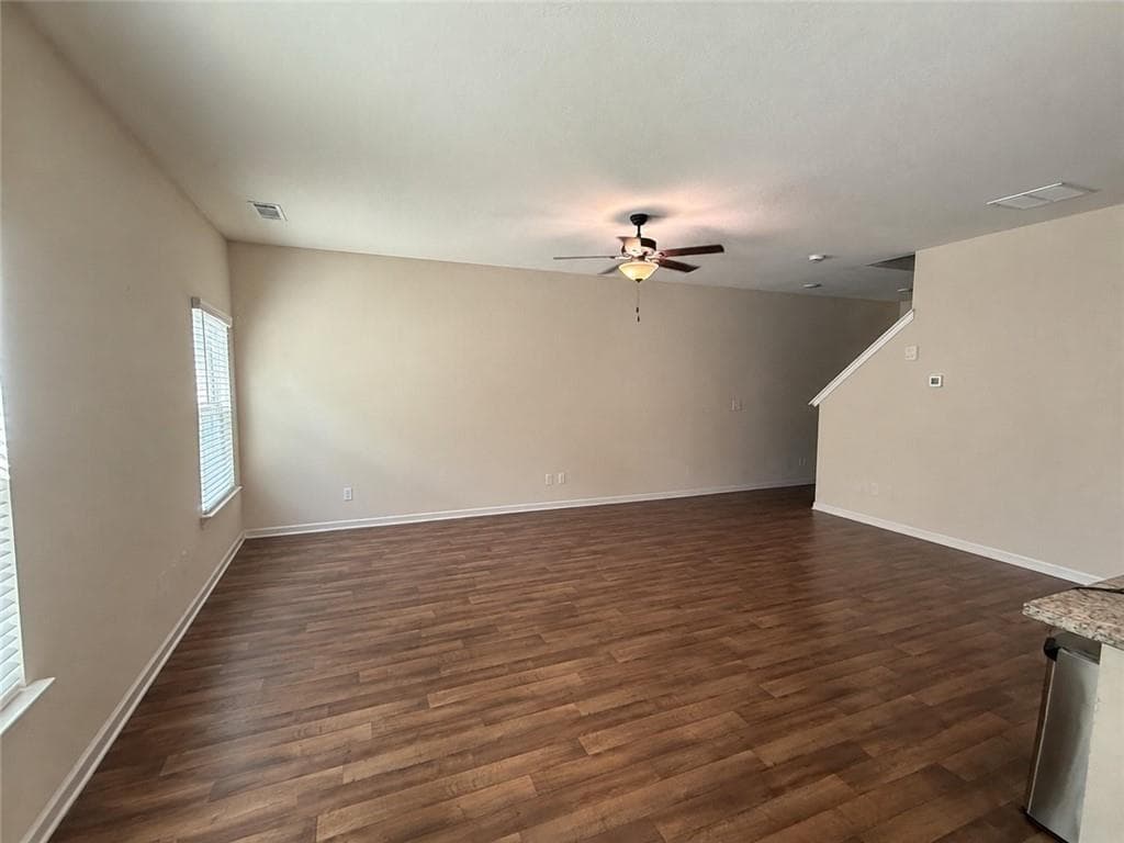 3 bedroom, 3 bathroom, 1,692 sq ft single family residence for sale at 105 Al Jennah Boulevard, Locust Grove, GA 30248 — photo 8