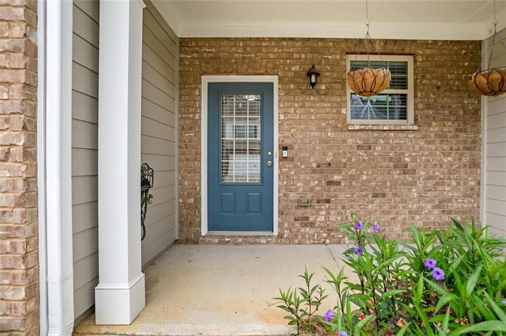 3 bedroom, 3 bathroom, 1,902 sq ft townhouse for sale at 224 Madison Avenue, Acworth, GA 30102 — photo 3