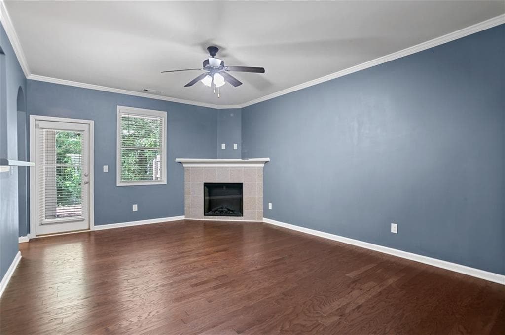 3 bedroom, 3 bathroom, 1,902 sq ft townhouse for sale at 224 Madison Avenue, Acworth, GA 30102 — photo 4