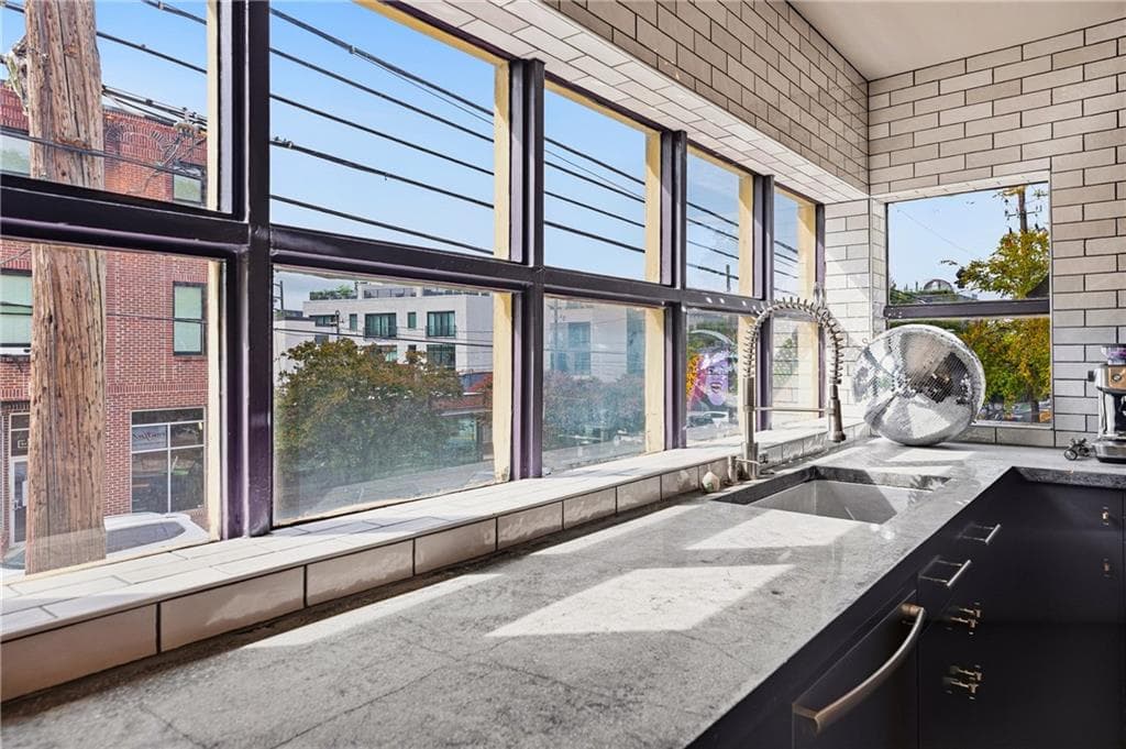 3 bedroom, 2 bathroom, 1,900 sq ft condominium for sale at 510 Edgewood Avenue 1, Atlanta, GA 30312 — photo 10