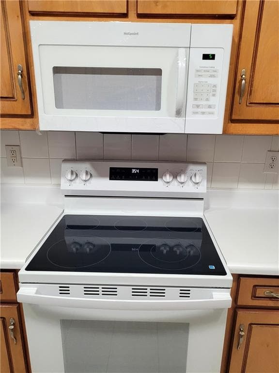 3 bedroom, 2 bathroom, 1,742 sq ft single family residence for rent at 2360 Pettit Drive, Conyers, GA 30012 for $2,000 a month — photo 9
