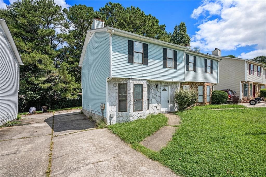 3 bedroom, 3 bathroom, 1,332 sq ft townhouse for rent at 3602 Hopkins Court, Powder Springs, GA 30127 for $1,750 a month