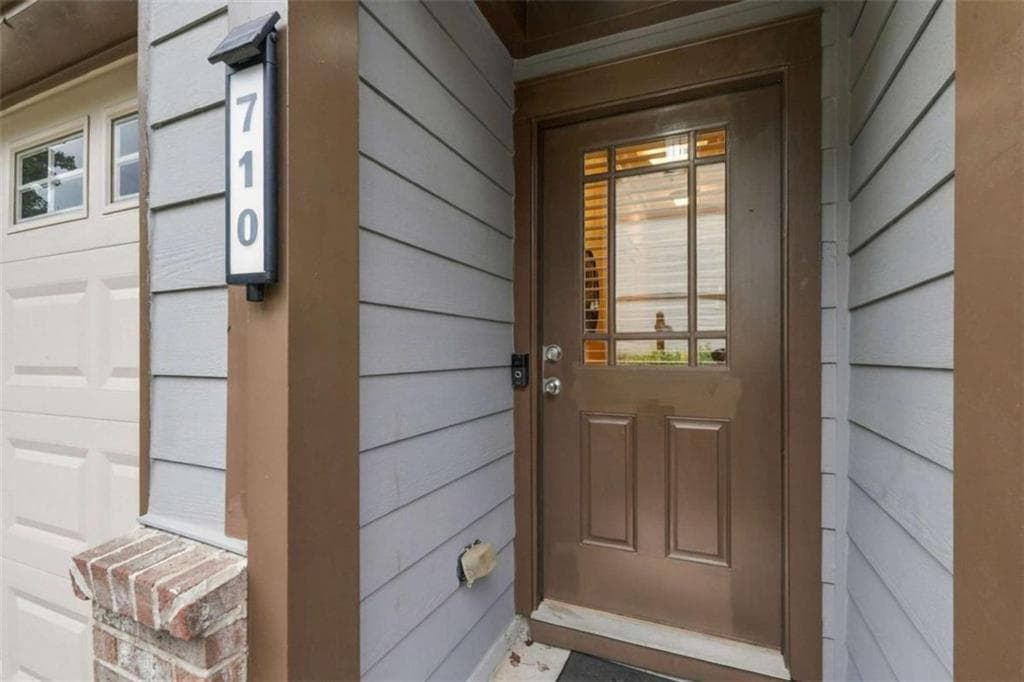 3 bedroom, 4 bathroom, 2,262 sq ft townhouse for sale at 710 Emeril Drive, Avondale Estates, GA 30002 — photo 4