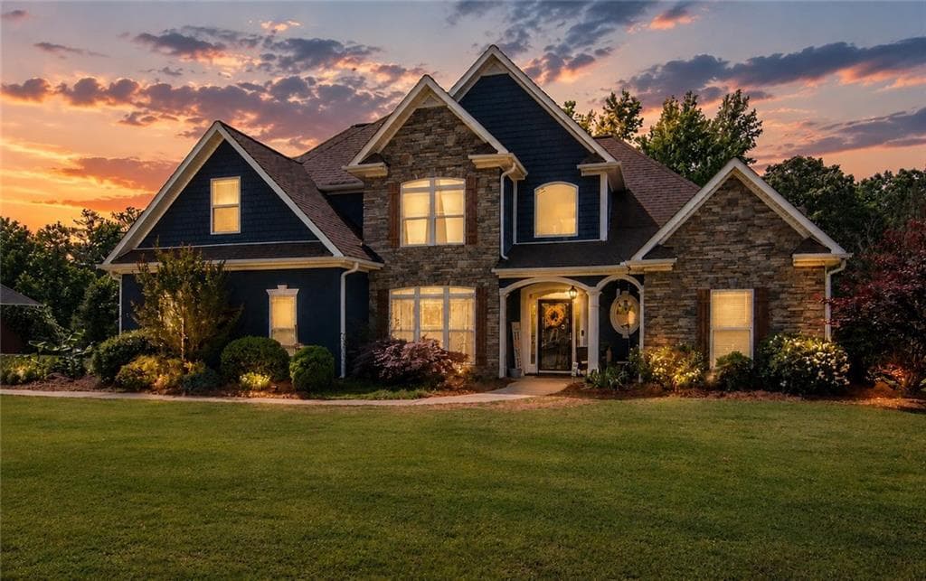 5 bedroom, 4 bathroom, 2,647 sq ft single family residence for sale at 128 Windsor Court, Williamson, GA 30292