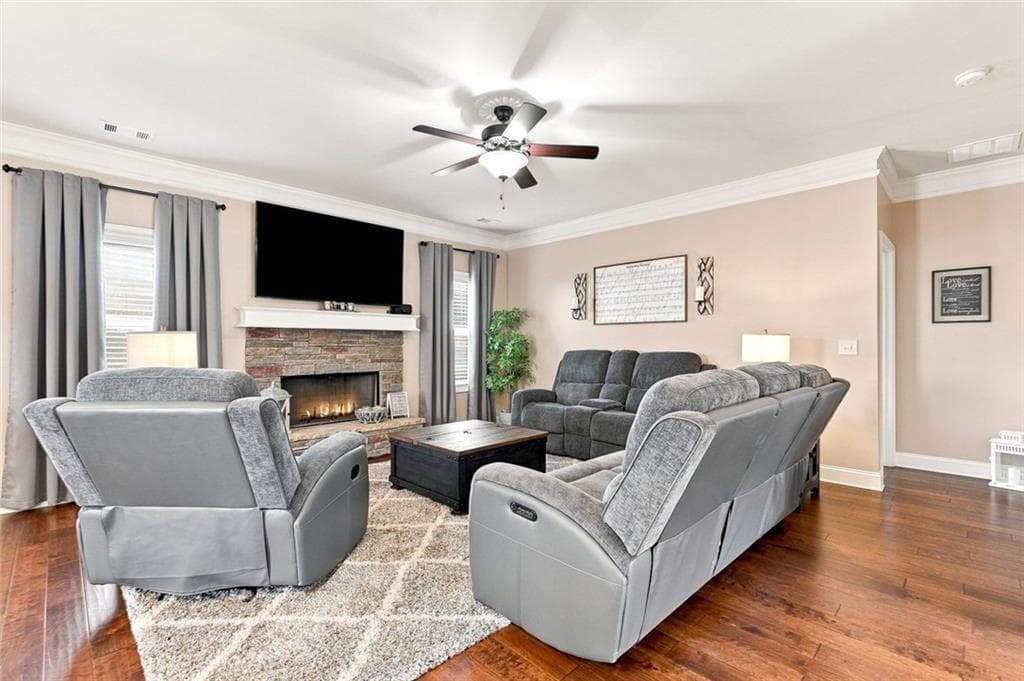 4 bedroom, 3 bathroom, 2,704 sq ft single family residence under contract at 334 Red Cap Circle, Jefferson, GA 30549 — photo 5