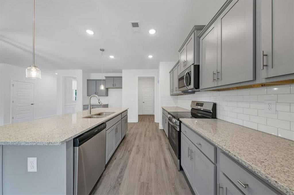 4 bedroom, 3 bathroom, 2,328 sq ft single family residence for sale at 313 Angela Avenue, Bowdon, GA 30108 — photo 8