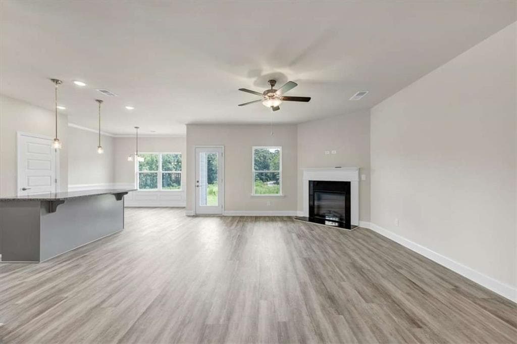 4 bedroom, 2 bathroom, 1,902 sq ft single family residence for sale at 321 Angela Avenue, Bowdon, GA 30108 — photo 2