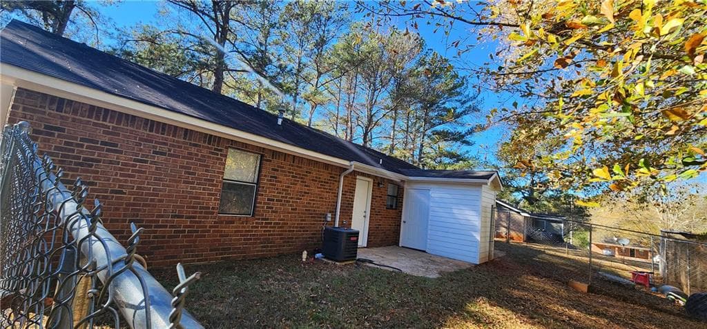 duplex for sale at 144 W Paces Drive, Athens, GA 30605 — photo 3