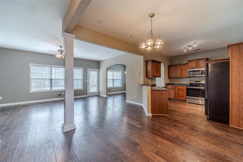 3 bedroom, 3 bathroom single family residence for sale at 6503 Silk Tree, Braselton, GA 30517 — photo 8