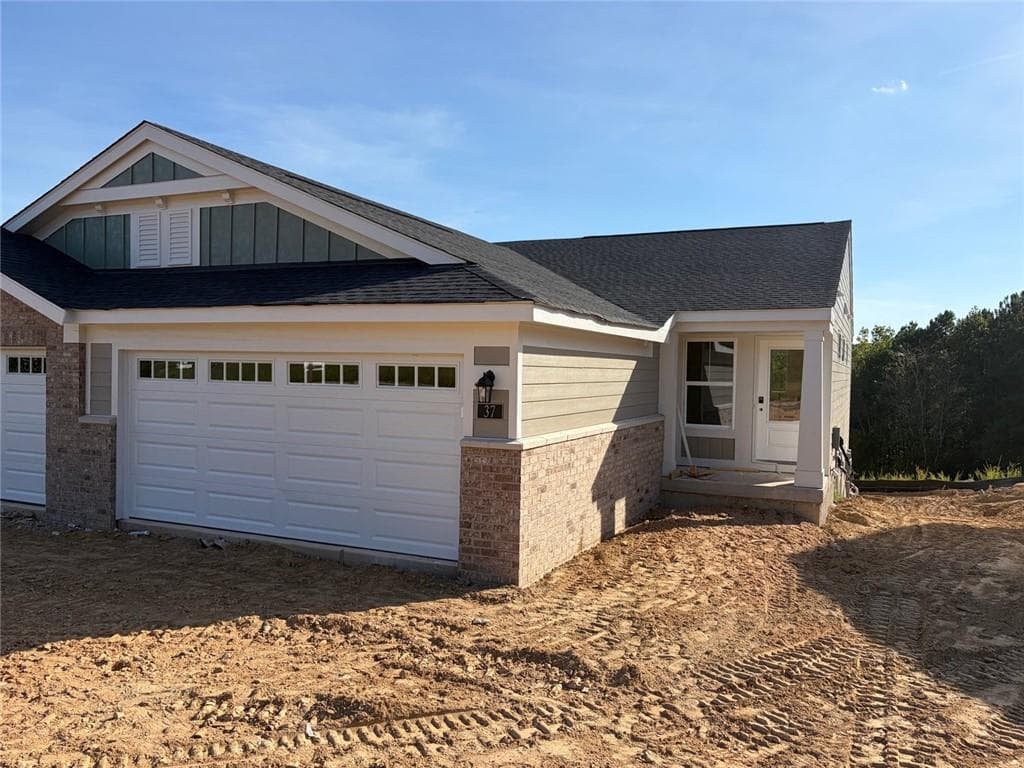 3 bedroom, 3 bathroom, 2,162 sq ft townhouse for sale at 37 Village Drive 29B, Dawsonville, GA 30534 — photo 1 of 11