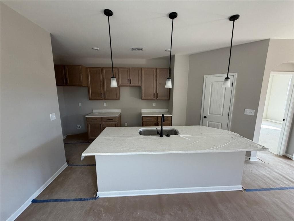 3 bedroom, 3 bathroom, 2,162 sq ft townhouse for sale at 37 Village Drive 29B, Dawsonville, GA 30534 — photo 2