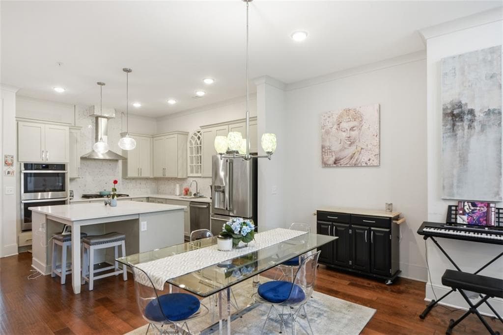 3 bedroom, 3 bathroom, 1,986 sq ft townhouse for sale at 923 Katie Kerr Drive, Decatur, GA 30030 — photo 2