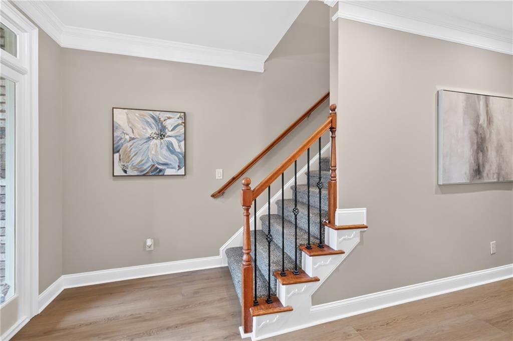 5 bedroom, 4 bathroom, 2,822 sq ft single family residence for sale at 1214 Ridge Hollow Lane, Lawrenceville, GA 30043 — photo 4